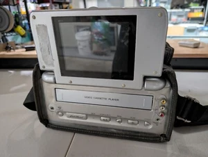 RARE Vintage EDDIE BAUER Audiovox ME10 Active Matrix Portable VHS 5" LCD Screen - Picture 1 of 6