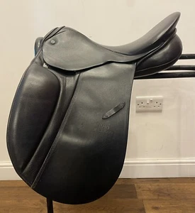 16 1/2” Stubben VSD Saddle Extra Wide (32) - Picture 1 of 11