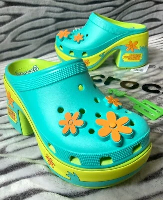 W8 ,W7US  CROCS Scooby-Doo Mystery Machine Siren Clog 210107 Lime Punch - Image 1 of 4
