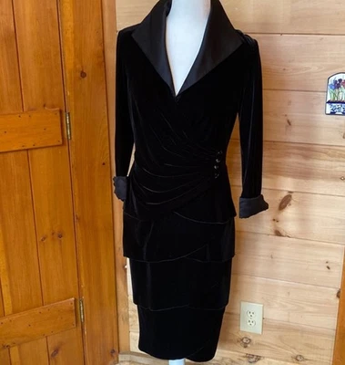 Vestido de veludo Tadashi Shoji tamanho 8, tão elegante! - Imagem 1 de 4