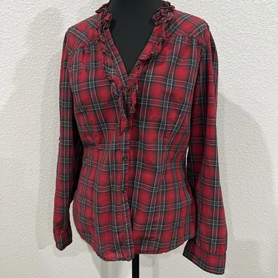 Camisa feminina Gap manga longa com babados xadrez de Natal botão para baixo tamanho M - Imagem 1 de 4