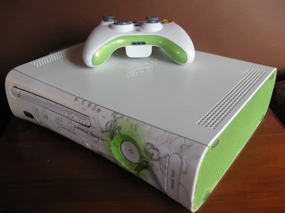 Launch team Xbox 360 2005 console "I made this" faceplate - Image 1 of 4