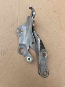 Toyota Celica T23 Gen7 MK7 GT GTS 99-06 Right Bonnet Hood Bracket Hinge R White - Picture 1 of 2