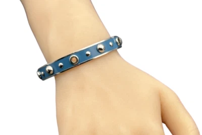 Coach 3/8" Azul Esmalte Plateado Remache Ojales Pulsera Brazalete Caja de Regalo Foto 1 de 3
