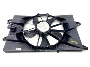 2015-2017 CHRYSLER 200 RADIATOR COOLING FAN ASSEMBLY OEM 68205996AB - Picture 1 of 7