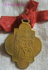 RG1483 - MEDAILLE SOUVENIR DE 1ère COMMUNION - ITALIE - Picture 1 of 2