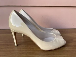 RARE NUOVE CASADEI décolleté beige in pelle verniciata US 5 EUR 35 punta aperta tacchi E3 - Foto 1 di 10