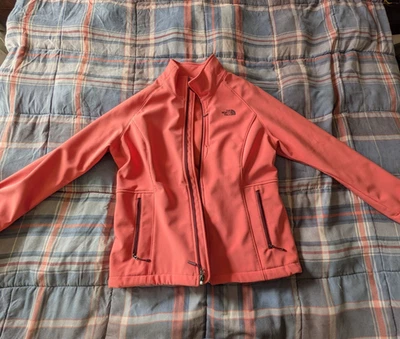 PREOWNED THE NORTH FACE WOMEN'S JACKET SZ X-LARGE CLR SALMON LIGHTLY WORN - Image 1 of 4