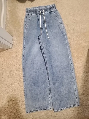 Forever 21女式宽腿牛仔裤,M 码,预穿 — 第 1/4 张图片