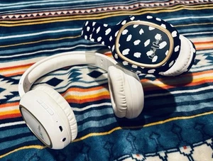Wireless Bluetooth Headphones by Packed Party - "Spot On" (White/Blue, Set of 2) - Picture 1 of 3