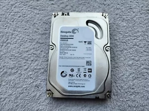 Seagate ST2000DM001 2TB 2000GB SATA 3,5" Desktop Festplatte HDD PC CCTV - Bild 1 von 5