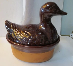 Vintage Oven Proof Duck Casserole Dish with Terra Cotta Bottom - Picture 1 of 9