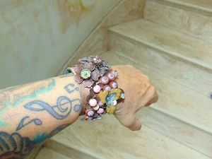 MIRIAM HASKELL VINTAGE Stones Rhinestone & Beaded Copper CUFF BRACELET SIGNED - Picture 1 of 12