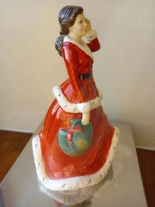 ROYAL DOULTON COLLECTORS CLUB PORZELLAN FIGUR WINTERS DAY HN3769 1996 Vintage - Bild 1 von 6