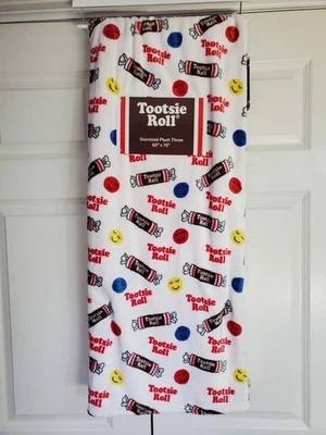 Tootsie Roll Smiles Oversized Plush Throw Blanket  60" x 70” Green 🔴🙂🔵 NEW - Image 1 of 4