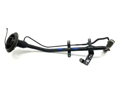 Tubo de cuello de llenado de combustible 17220-EM31A para Nissan Versa 75519 2007-2012 Foto 1 de 4