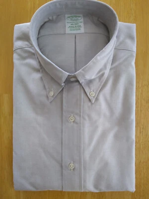 Nuevo sin etiquetas Brooks Brothers Gris Supima Algodón Abotonado 16-32 Ajuste Milano Precio de venta sugerido por el fabricante 140 USD Foto 1 de 4
