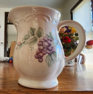 Grapevine Creamer Sauce Pitcher 12 oz Pfaltzgraff Stoneware White Green Purple ! - Picture 1 of 16