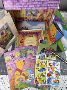 Winnie the Pooh Friendship Club Box 1° Edizione Edizione Limitata Stampa, Pooh News - Foto 1 di 22
