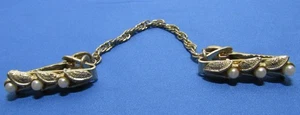 Suéter Vintage Clips-Cierre Tono Dorado Hojas y Perlas de Imitación con Cadena 7" - Imagen 1 de 2