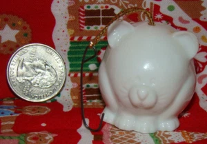 Hallmark 1987 White Fat Cat Christmas Ornament - Picture 1 of 4
