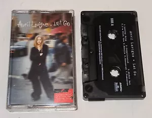 Avril Lavigne - let's go 2002 - original indonesia cassette Tapes - Picture 1 of 6