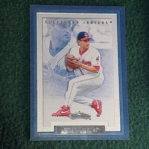 Omar Vizquel Cleveland Indians 2002 Fleer Showcase baseball card #24 - Picture 1 of 3
