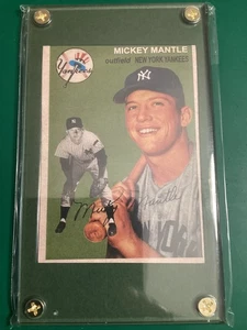 1954 Topps Style Mickey Mantle Variation New York Yankees Green Background - Picture 1 of 4