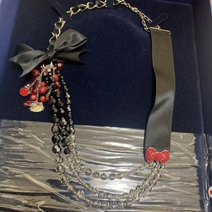 Swarovski Hello kitty ribbon Necklace Gradient color W/Box - Picture 1 of 4