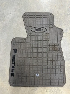 福特 F-150 F 系列 1998 - 2003 原始设备制造商灰色卡车脚垫司机左橡胶 — 第 1/4 张图片