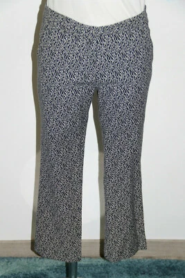 Luxurious 7/8 Stretch BCBG MAX MARA Weekend Capri Flare Pants 38 FR 40i - Image 1 of 4