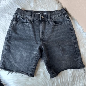 Old Navy High Rise Bermuda Cut Off Denim Shorts Size 14 - Picture 1 of 9