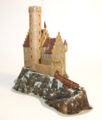 Faller B-245, Burg Schloss Lichtenstein ✅ Spur N/H0, fertig gebaut. - Bild 1 von 4