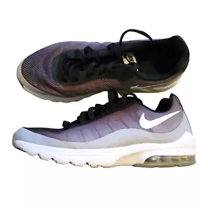 Nike Air Max Invigor Sneakers Black Grey White Men's Size 8 GG5049 - Picture 1 of 10