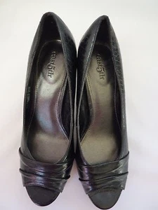 Zapatos de salón clásicos EAST 5TH negros con estampado de serpiente punta abierta talla 6M - Imagen 1 de 7