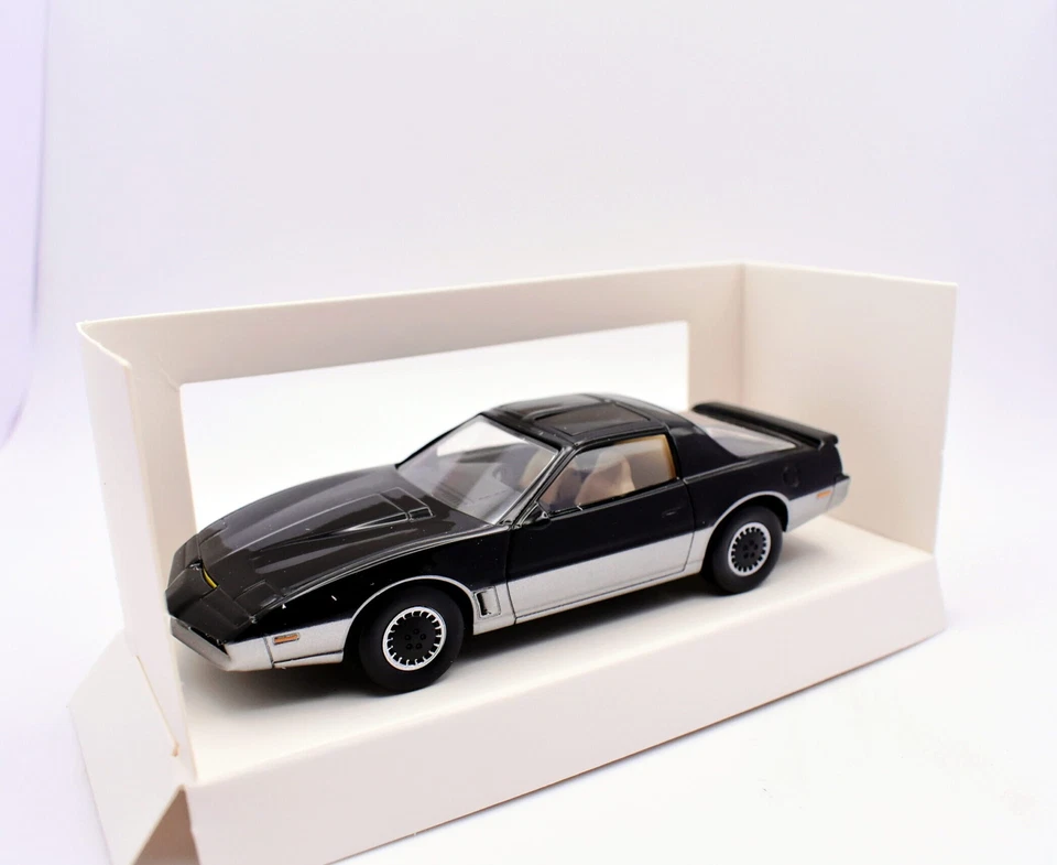 Modellino auto scala 1:43 Pontiac Firebird SUPERCAR KARR diecast modellismo car - Immagine 1 di 4