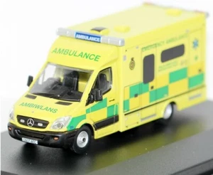 Oxford for Ambiwlans Argyfwng  Emergency Ambulance 1/76 Diecast Model Car - Picture 1 of 5