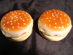 Ceramic.....Hamburger & Bun.....Salt & Pepper Shakers - Picture 1 of 2