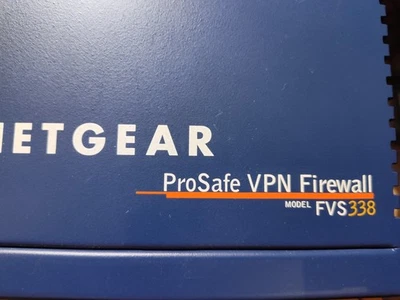 Firewall NETGEAR 8 puertos, Fvs 338, nunca usado viene con fuente de alimentación Foto 1 de 4