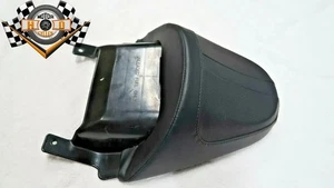 Asiento de copiloto Harley Pillion Passenger Seat 51574-07 V-Rod Night Rod VRSCDX - Imagen 1 de 6