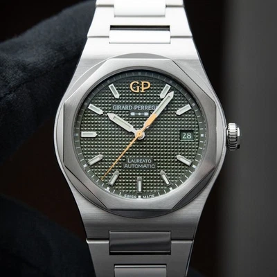 Relógio Girard Perregaux Laureato não usado 2025 pulseira de aço verde sálvia 38 mm - Imagem 1 de 4