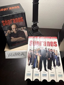 THE SOPRANOS Complete 1st Season VHS Boxset, Preowned - Picture 1 of 1
