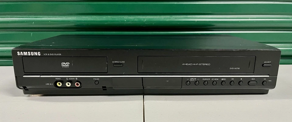 Samsung DVD-V6700 DVD VCR Combo Reproductor Grabadora 4 Cabezales Hi-Fi Estéreo Probado LEER Foto 1 de 3