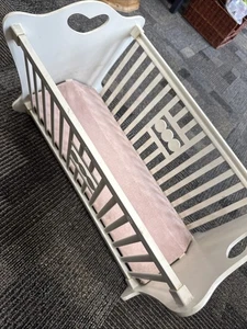 Culla bambola vintage anni 50 piccole lacrime 18,5 x 12 x 12 - Foto 1 di 12