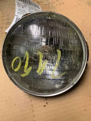 Conjunto de faro izquierdo MITSUBISHI MONTERO 83 84 85 86 87 88 89 90 91 Foto 1 de 2