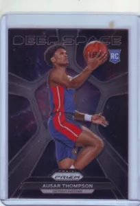 2023-24 Panini Prizm - Deep Space #5 Ausar Thompson (RC) Pistons - Foto 1 di 2