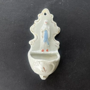 Bénitier sujet, La Vierge Marie, en céramique peinte émaillée - Picture 1 of 4