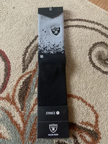 Oakland Raiders Las Vegas: socks men's large 9-12 NEW NFL Cover