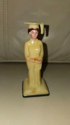 复古中世纪女孩女性毕业蛋糕装饰塑料涂漆 4.5 — 第 1/4 张图片