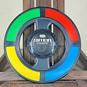Simon Says Swipe Electronic Handheld Memory Game Toy Hasbro 2013 - Picture 1 of 12